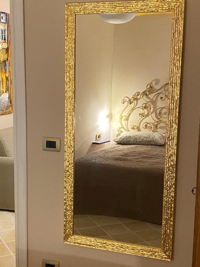 Casa Orefici, 4 Apartments In Front Of Aquarium! Genoa Bagian luar foto